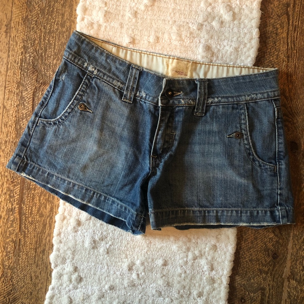 Jean Shorts ✨💜